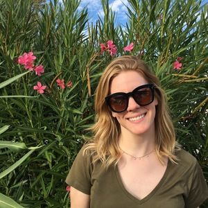 Meet your Posher, Emily